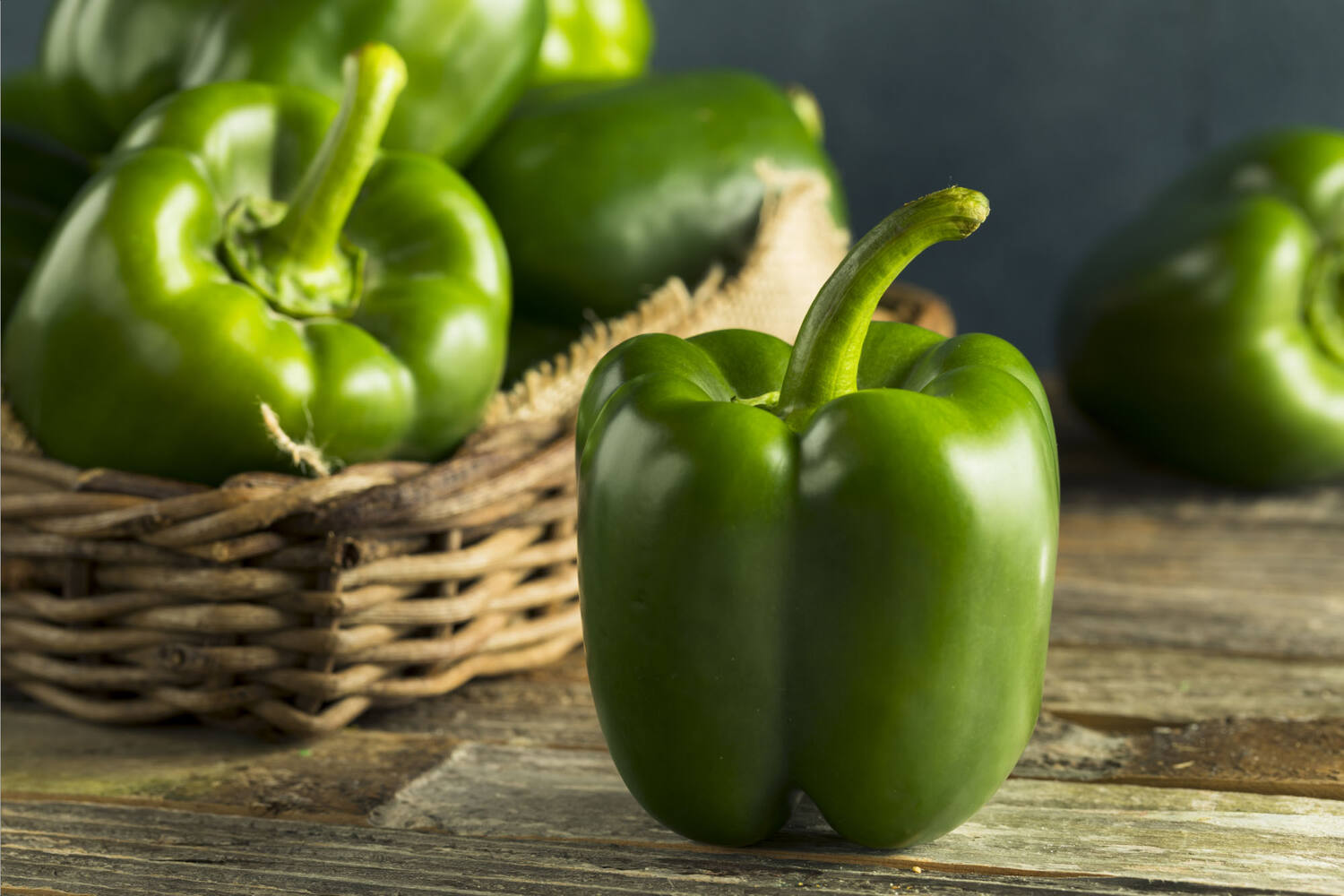 Paprika groen verpakt 3st stuk 2